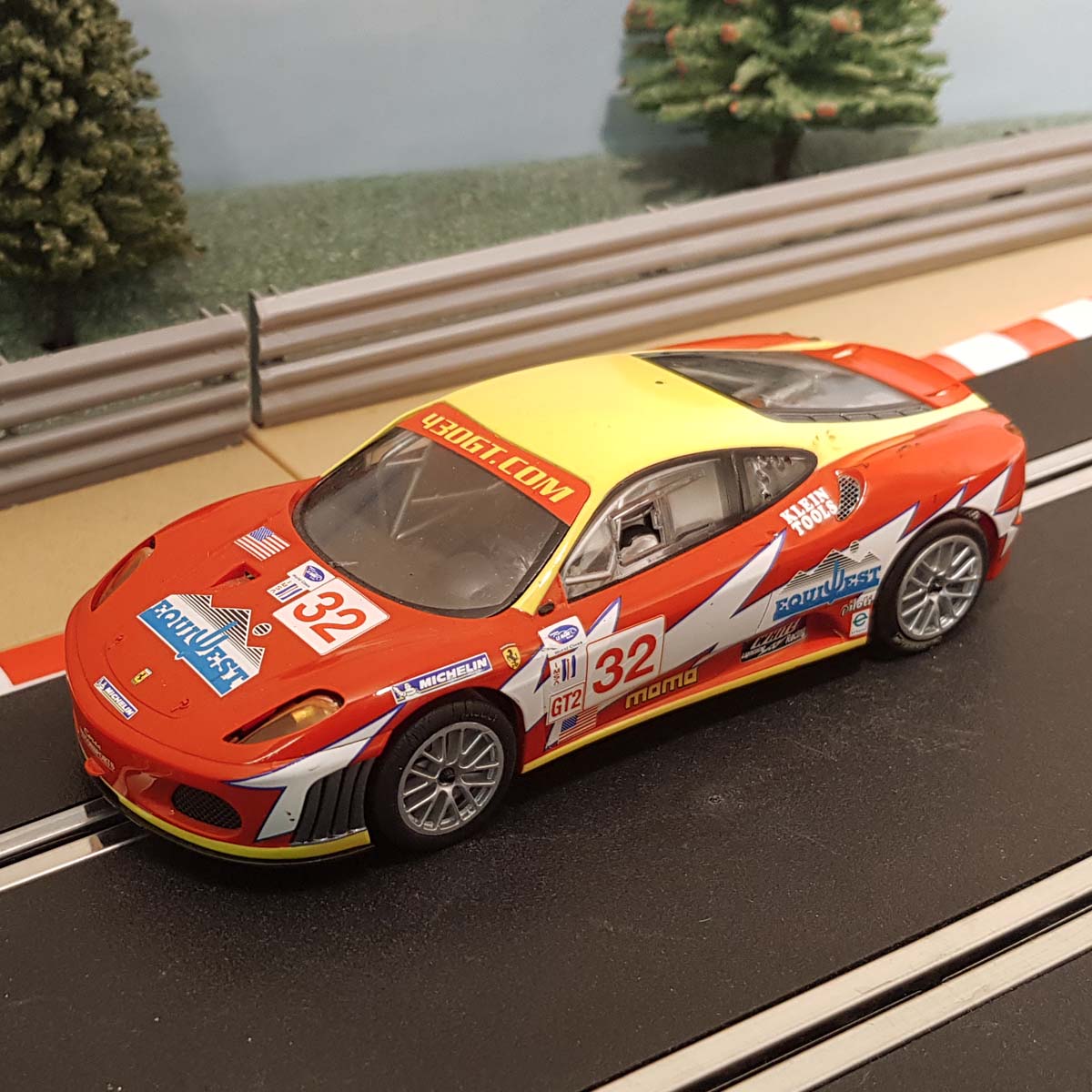 Scalextric 1:32 Car - C2902 Ferrari F430 GT #32 Equiwest *LIGHTS* #MS