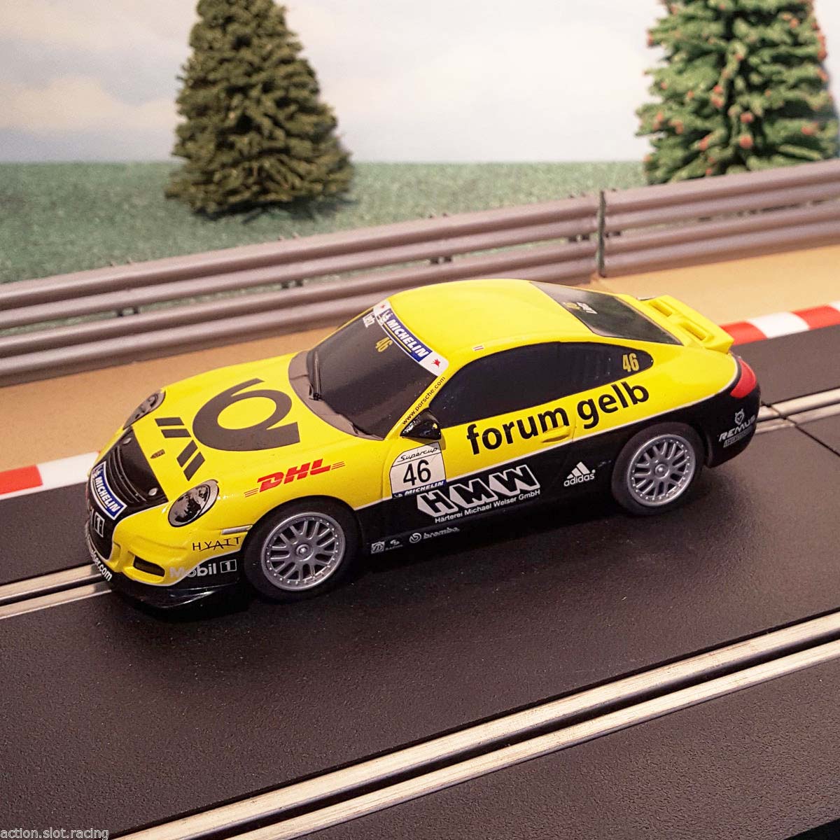 Scalextric 1:32 Car - C3079 Yellow Porsche 997 'Forum Gelb' #46 #S