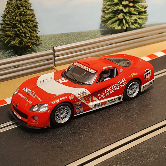 Scalextric 1:32 Digital Car - C2691D Red Dodge Viper #92 *LIGHTS* #GMS