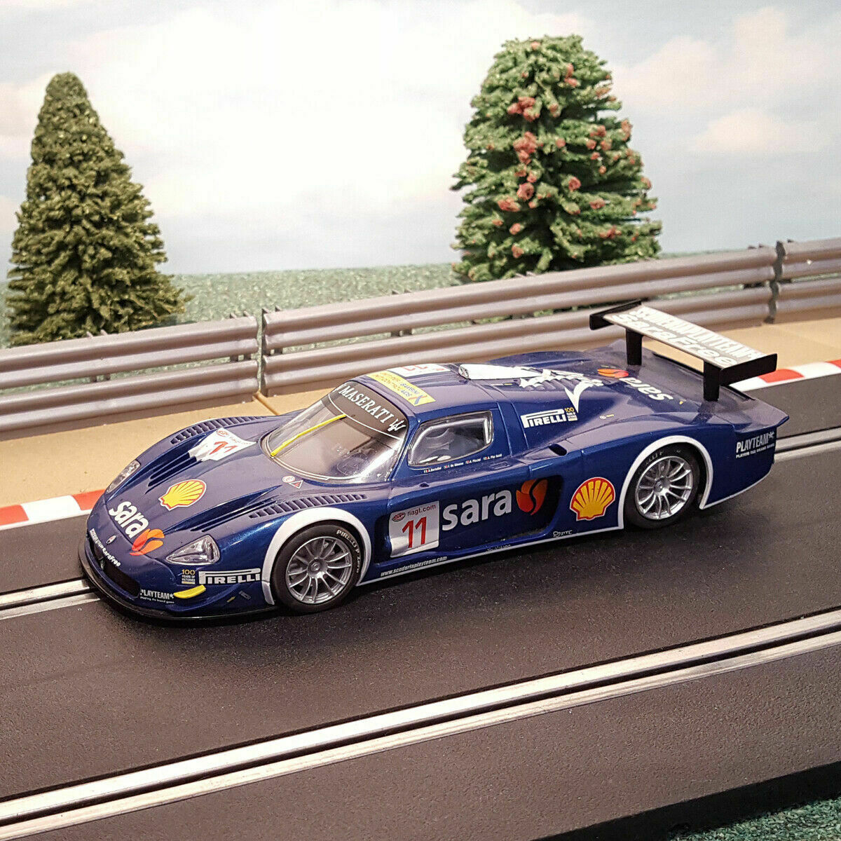 Scalextric 1:32 Digital Car - C2904D Blue Maserati MC12 #11 *LIGHTS* #M