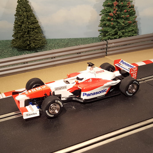 Scalextric C2456 Toyota TF102 F1 Formula One #25 #E